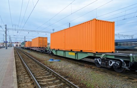 04 Container Train